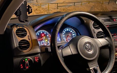 Volkswagen Tiguan I, 2011 год, 1 000 000 рублей, 14 фотография