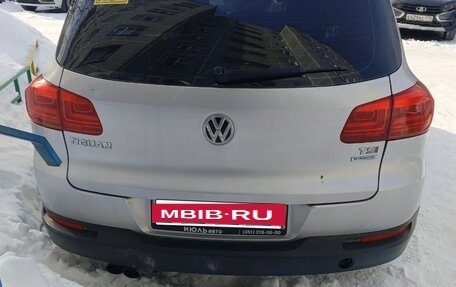 Volkswagen Tiguan I, 2011 год, 1 000 000 рублей, 10 фотография