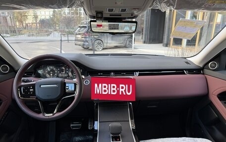 Land Rover Range Rover Evoque II, 2025 год, 5 945 000 рублей, 21 фотография