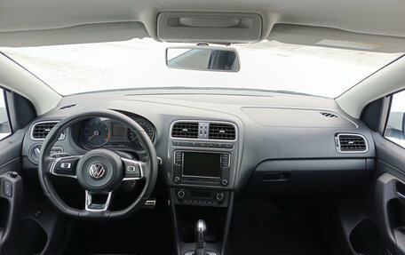 Volkswagen Polo VI (EU Market), 2018 год, 1 300 000 рублей, 14 фотография