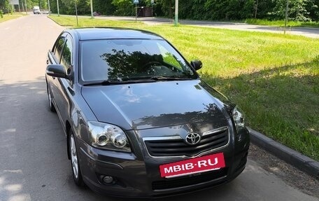 Toyota Avensis III рестайлинг, 2008 год, 840 000 рублей, 2 фотография