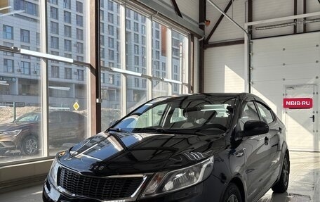 KIA Rio III рестайлинг, 2011 год, 950 000 рублей, 2 фотография