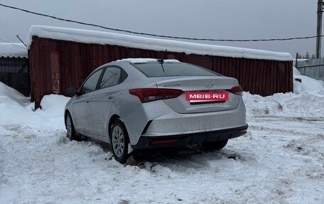 Hyundai Solaris II рестайлинг, 2021 год, 1 530 000 рублей, 4 фотография