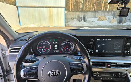 KIA K5, 2020 год, 2 600 000 рублей, 6 фотография