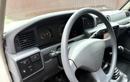 Toyota Land Cruiser 80 рестайлинг, 1997 год, 2 550 000 рублей, 10 фотография