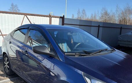 Hyundai Solaris II рестайлинг, 2011 год, 475 000 рублей, 7 фотография