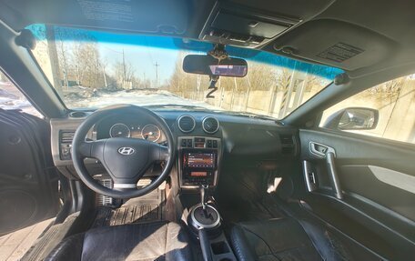 Hyundai Coupe II рестайлинг, 2004 год, 300 000 рублей, 8 фотография