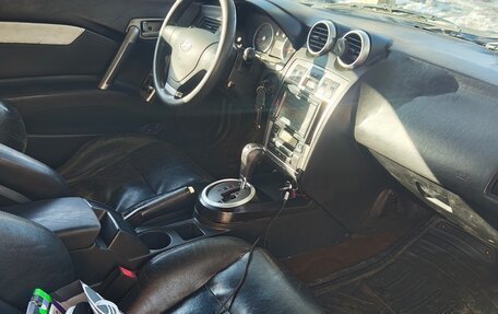 Hyundai Coupe II рестайлинг, 2004 год, 300 000 рублей, 7 фотография