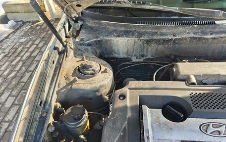 Hyundai Coupe II рестайлинг, 2004 год, 300 000 рублей, 12 фотография