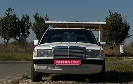 Mercedes-Benz E-Класс, 1992 год, 300 000 рублей, 7 фотография