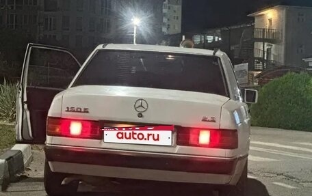 Mercedes-Benz E-Класс, 1992 год, 300 000 рублей, 4 фотография