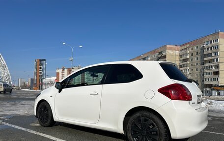 Toyota Auris II, 2007 год, 650 000 рублей, 6 фотография