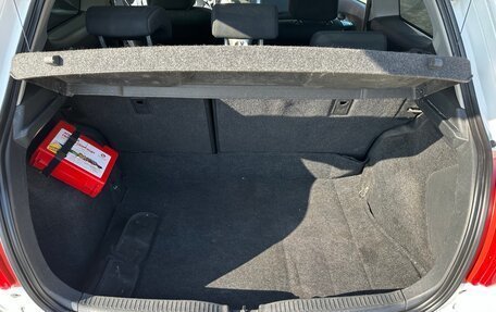 Toyota Auris II, 2007 год, 650 000 рублей, 17 фотография