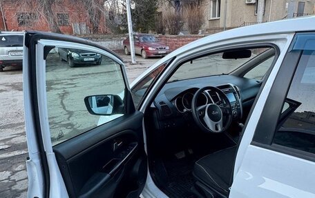 KIA Venga I, 2011 год, 800 000 рублей, 7 фотография