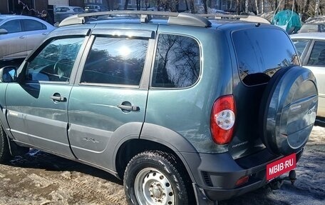 Chevrolet Niva I рестайлинг, 2018 год, 680 000 рублей, 2 фотография