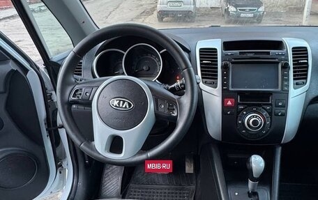 KIA Venga I, 2011 год, 800 000 рублей, 9 фотография