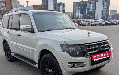 Mitsubishi Pajero IV, 2019 год, 3 990 000 рублей, 8 фотография
