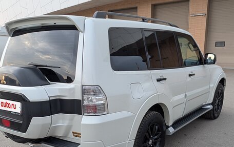 Mitsubishi Pajero IV, 2019 год, 3 990 000 рублей, 11 фотография