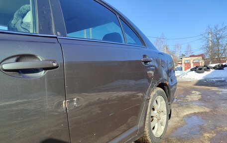 Toyota Avensis III рестайлинг, 2006 год, 360 000 рублей, 6 фотография