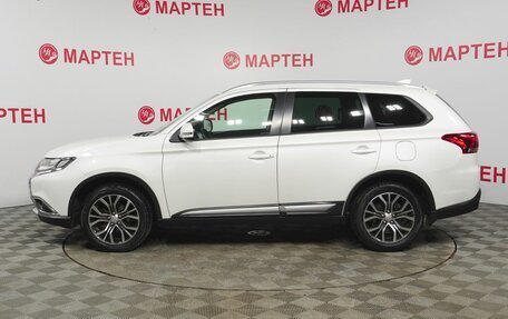 Mitsubishi Outlander III рестайлинг 3, 2018 год, 2 170 000 рублей, 8 фотография