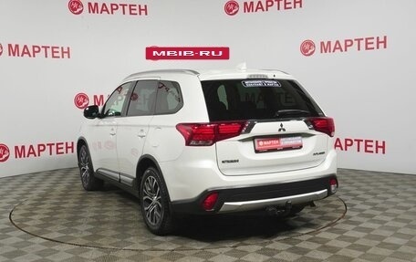 Mitsubishi Outlander III рестайлинг 3, 2018 год, 2 170 000 рублей, 7 фотография