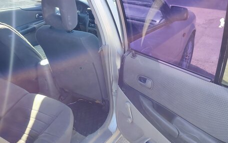 Mazda 323, 2001 год, 210 000 рублей, 10 фотография