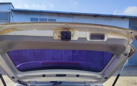 Mazda 323, 2001 год, 210 000 рублей, 11 фотография