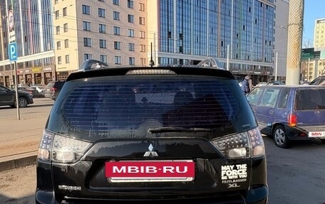 Mitsubishi Outlander III рестайлинг 3, 2007 год, 930 000 рублей, 2 фотография