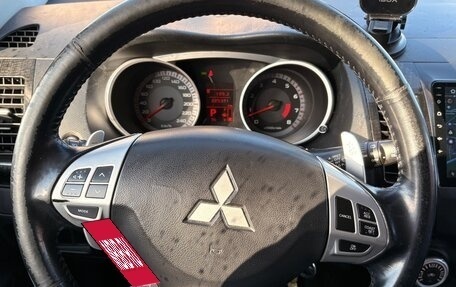 Mitsubishi Outlander III рестайлинг 3, 2007 год, 930 000 рублей, 9 фотография