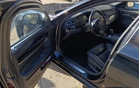 BMW 7 серия, 2011 год, 1 300 000 рублей, 7 фотография