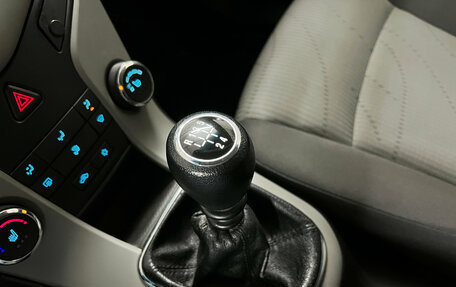 Chevrolet Cruze II, 2011 год, 620 000 рублей, 15 фотография