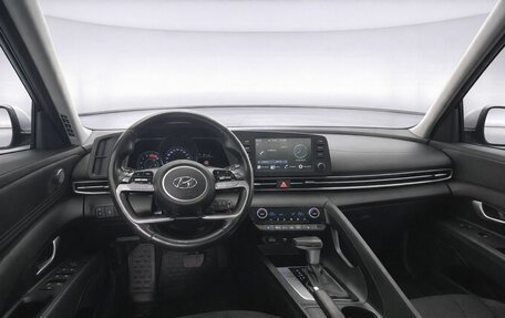 Hyundai Elantra, 2020 год, 1 749 000 рублей, 3 фотография