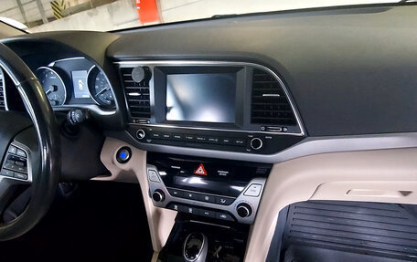 Hyundai Elantra V, 2017 год, 1 490 000 рублей, 10 фотография