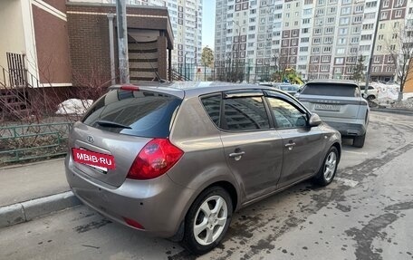KIA cee'd I рестайлинг, 2009 год, 700 000 рублей, 2 фотография