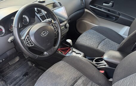 KIA cee'd I рестайлинг, 2009 год, 700 000 рублей, 9 фотография