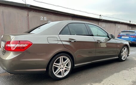 Mercedes-Benz E-Класс, 2012 год, 1 750 000 рублей, 9 фотография