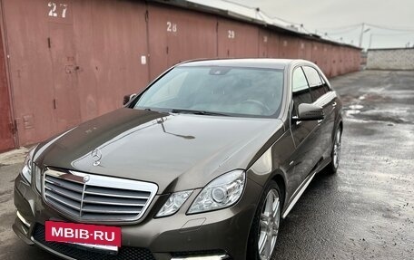 Mercedes-Benz E-Класс, 2012 год, 1 750 000 рублей, 12 фотография