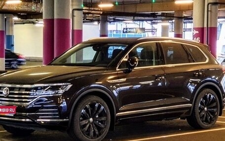 Volkswagen Touareg III, 2019 год, 6 200 000 рублей, 1 фотография