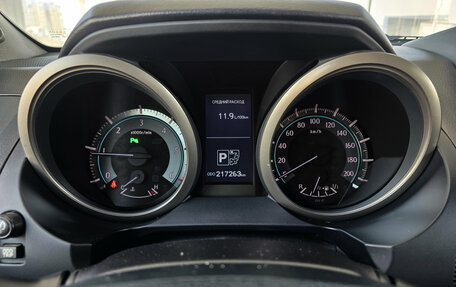 Toyota Land Cruiser Prado 150 рестайлинг 2, 2013 год, 3 299 000 рублей, 11 фотография