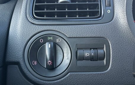 Volkswagen Polo VI (EU Market), 2013 год, 830 000 рублей, 18 фотография