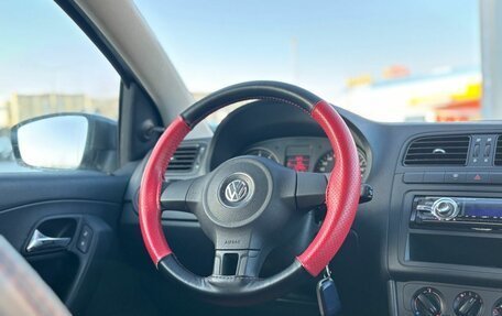 Volkswagen Polo VI (EU Market), 2013 год, 830 000 рублей, 23 фотография