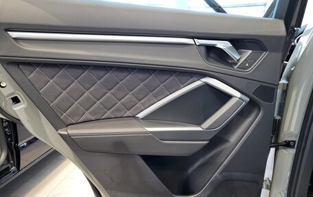 Audi Q3, 2025 год, 4 998 000 рублей, 28 фотография