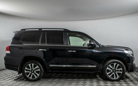 Toyota Land Cruiser 200, 2016 год, 5 050 000 рублей, 4 фотография