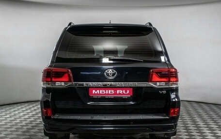 Toyota Land Cruiser 200, 2016 год, 5 050 000 рублей, 6 фотография