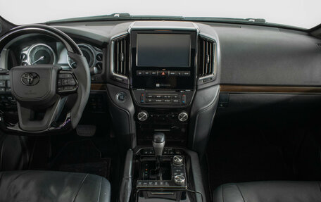 Toyota Land Cruiser 200, 2016 год, 5 050 000 рублей, 11 фотография