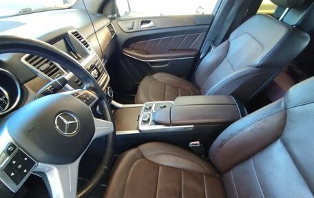 Mercedes-Benz GL-Класс, 2014 год, 3 100 000 рублей, 3 фотография