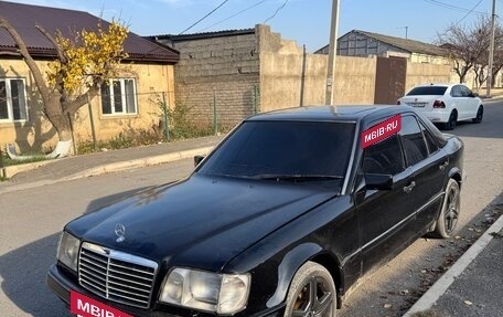 Mercedes-Benz E-Класс, 1994 год, 410 000 рублей, 5 фотография