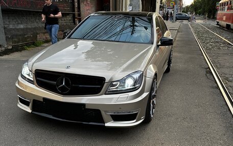 Mercedes-Benz C-Класс, 2011 год, 1 500 000 рублей, 4 фотография