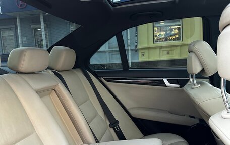 Mercedes-Benz C-Класс, 2011 год, 1 500 000 рублей, 13 фотография