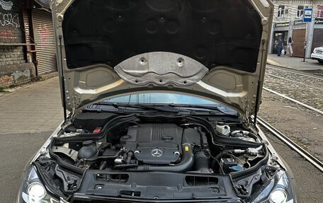 Mercedes-Benz C-Класс, 2011 год, 1 500 000 рублей, 14 фотография